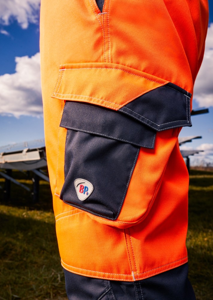BP® Leichte Warnschutz-Multinorm-Latzhose APC2
