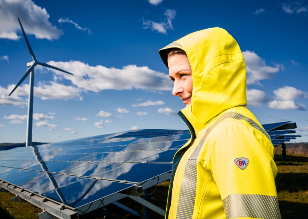 BP® Leichte Warnschutz-Multinorm-Wetterschutzjacke APC2 für Damen