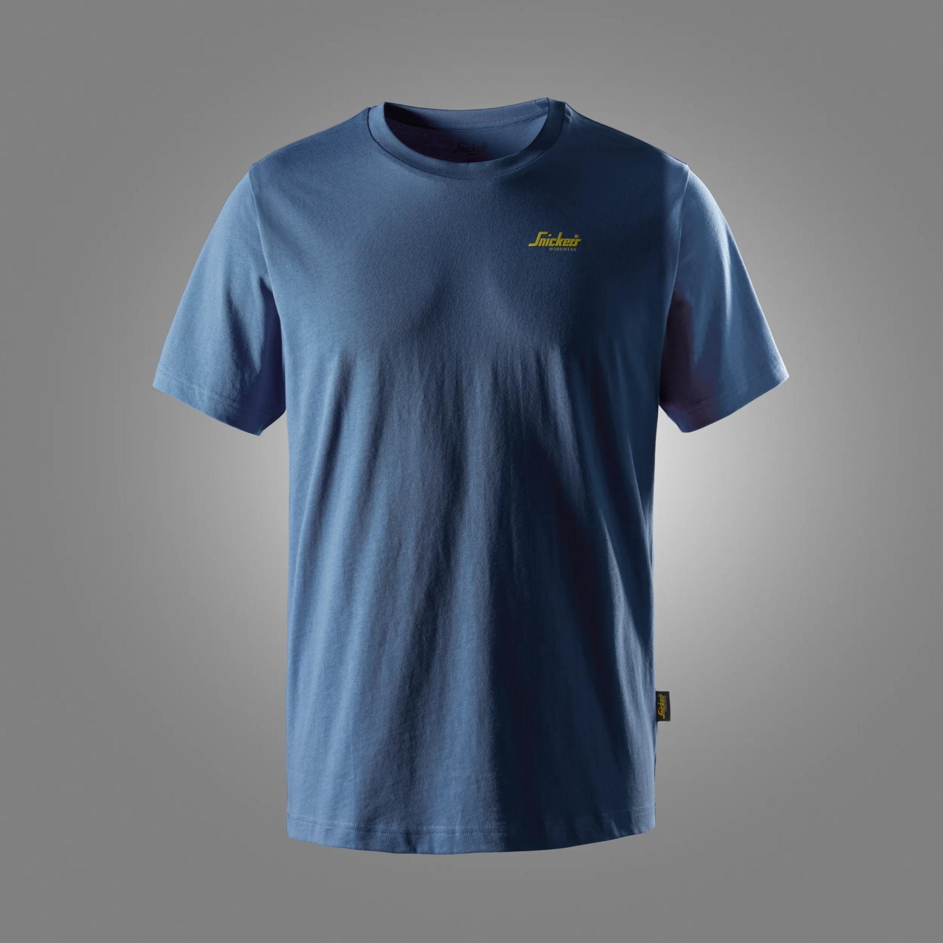 T-Shirt mit kleinem Logo